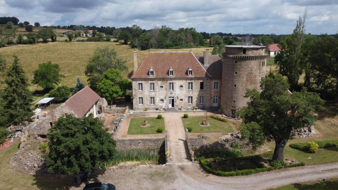 Gite Au Chateau De Sallebrune Beaune d'Allier Buitenkant foto